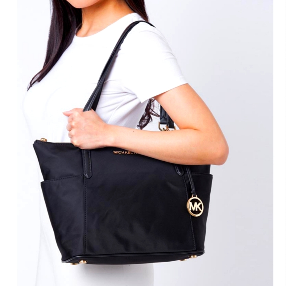 Michael Kors Bedford Black Nylon East Women's Shoulder Bag - Picture 3 of 15